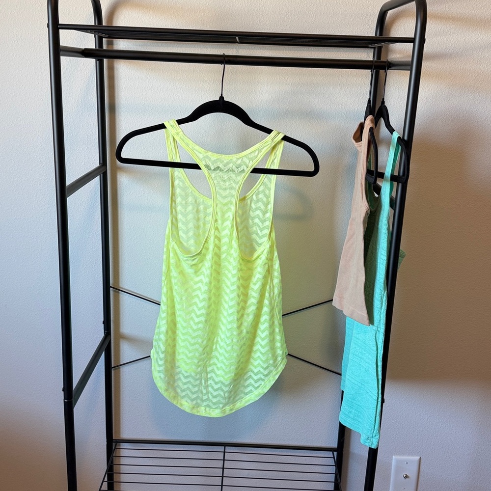 XS/S TankTop Lot - Picture 3 of 6